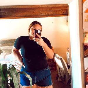 Vintage black knit top